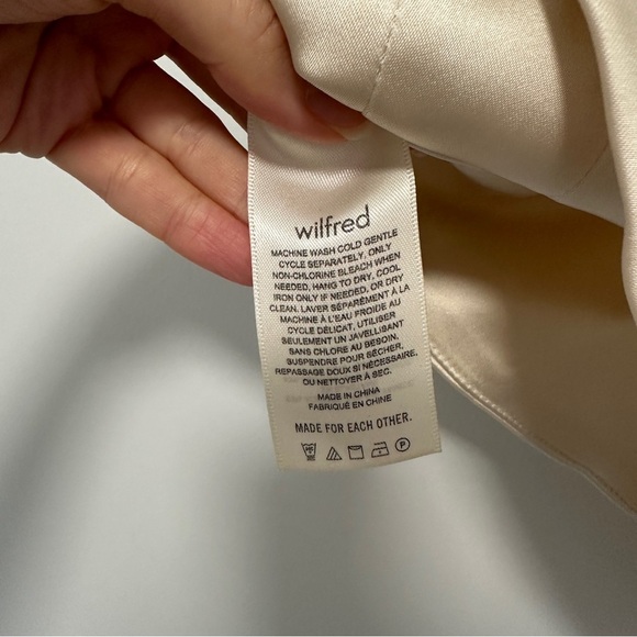Aritzia Wilfred Shine Bustier in Cream Colour - Picture 4 of 5